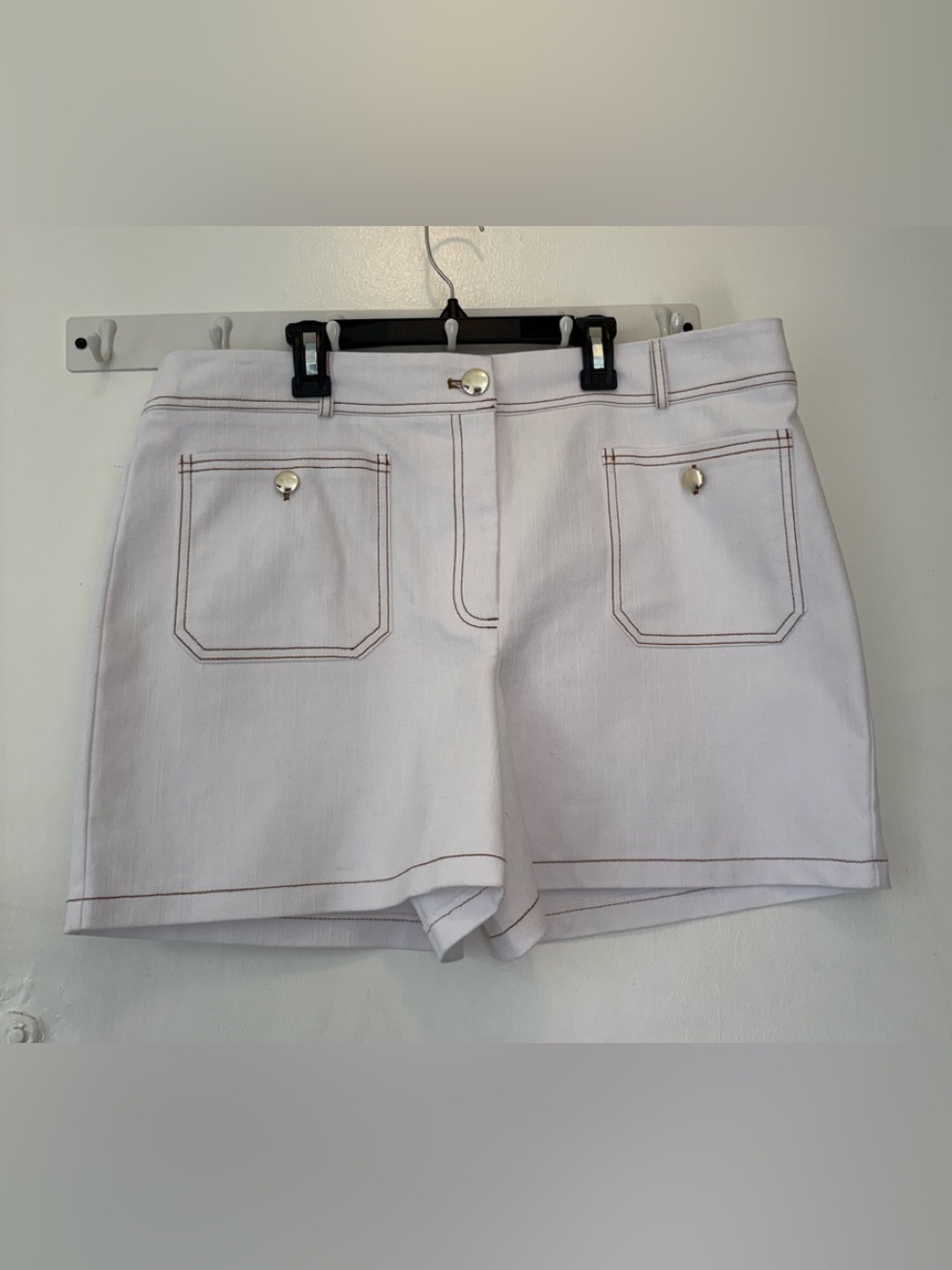 High-Waist White Women’s Shorts  Jean with Contrast Topstitching